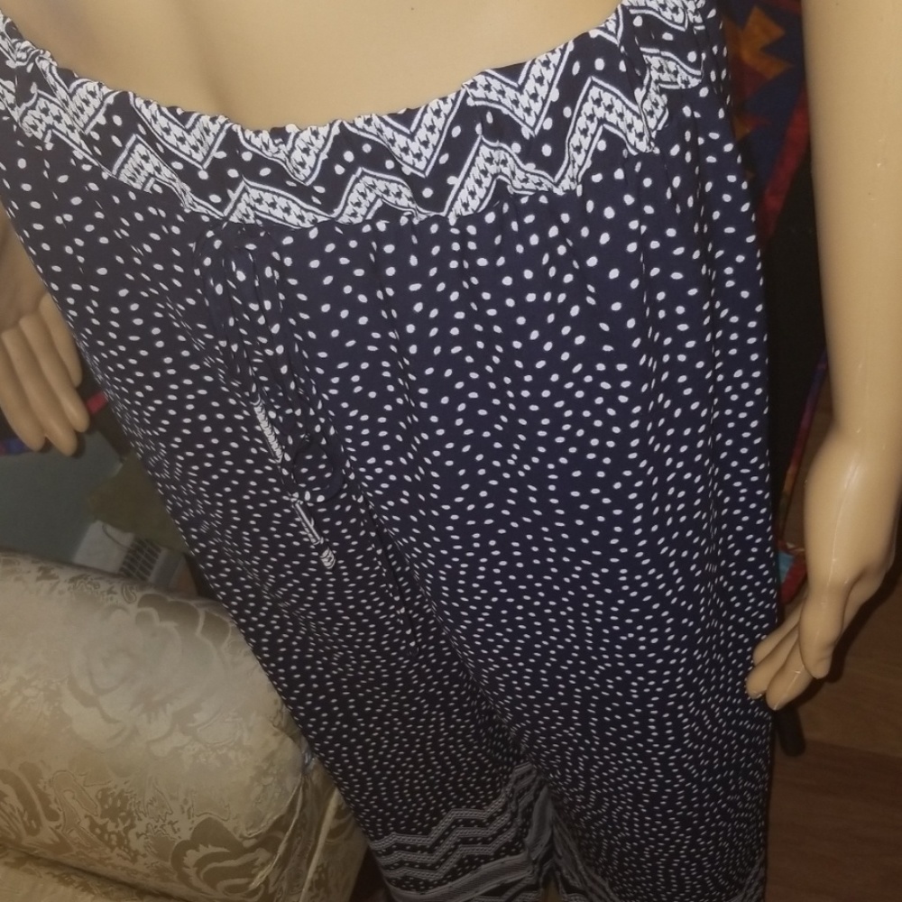 Pants - Picture 5 of 8